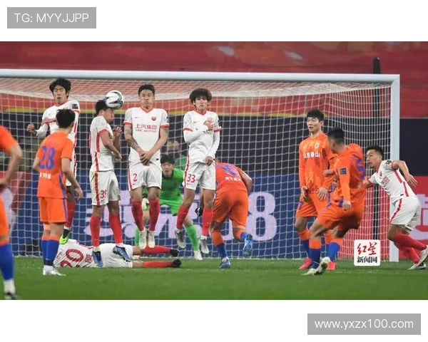 武汉足球队战术引发热议球迷与专家观点大碰撞